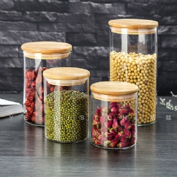 Borosilicate glass jar with bamboo lid